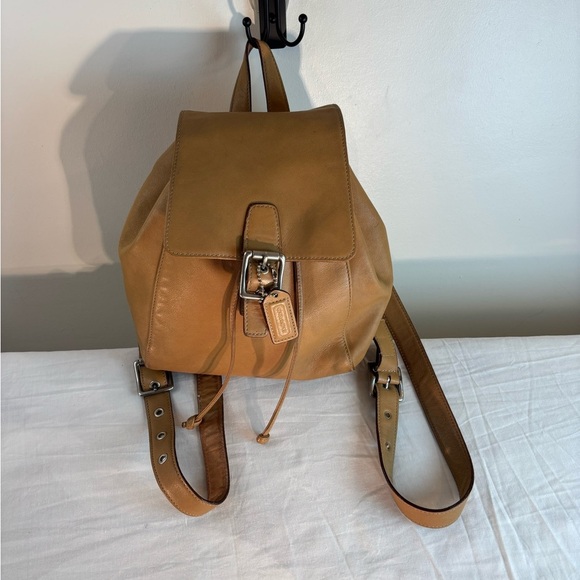 COACH Vintage Light Tan Leather Legacy Drawstring Backpack Bag - Picture 2 of 12